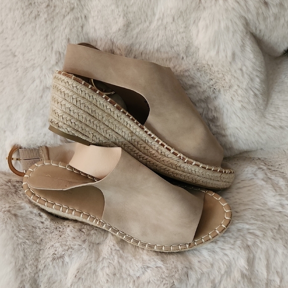 Catherine Malandrino Beige Espadrille Sandals-Size 10 - Picture 1 of 6